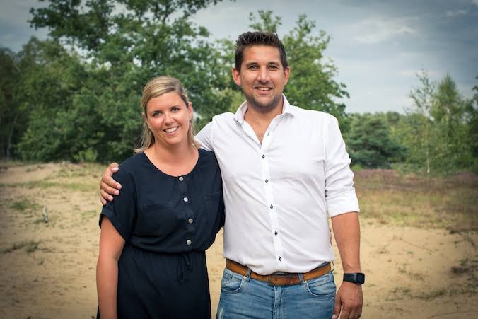 Grootouders trekken in bij zusjes die ouders verloren bij ongeluk: 'Je wil  ze zien opgroeien op plek die ze kennen' | Nieuws | AD.nl