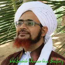 Pendakwah itu dikatakan berkelayakan menjadi mufti berdasarkan pengalaman dan ilmu dalam bidang agamanya. Majelis Hikmah Alawiyah On Twitter 10 Kemudian Ada Juga Ponpes Az Zahir Probolinggo Hb Hasan Al Muhdhor Ponpes Ad Shidqu Cirebon Hb Quraisy Baharun Ponpes Al Amanah Jombang Hb Hadi Alaydrus Habib Ali Zainal