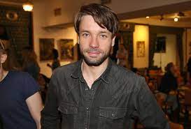 Má andrej babiš strach se pořádně ozvat? Vaclav Neuzil O Dejvickem Divadle Nas Humor Je Mnohym Neprijemny Blesk Cz