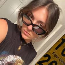 Anna Molinaro (@annamolinaroc)