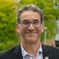 90+ perfiles de «Humbert»