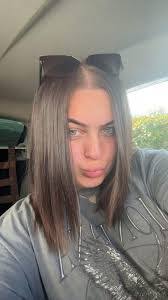 Lorraine Elmore's Instagram, Twitter & Facebook