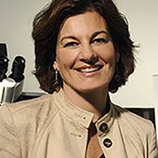 Linda Penn's Instagram, Twitter & Facebook