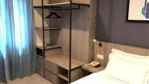 Kota kinabalu is the capital of the state of sabah located on the island of borneo , this malaysian city is a growing resort destination due to its proximity to tropical islands, lush rainforests and mount kinabalu. Diamond Inn Hotel Kota Kinabalu Deals Photos Reviews