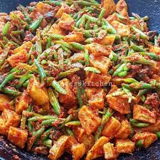 Jun 14, 2021 · 3 buah kentang, potong dadu, goreng. Resep Dan Cara Membuat Sambal Goreng Kentang Pete Tanpa Santan Manga Komik Bahasa Indonesia Terbaru