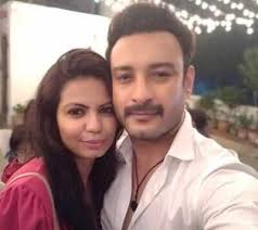 Shaheb celebrates his birthday with gusto