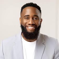 Sheree Townsend's Instagram, Twitter & Facebook