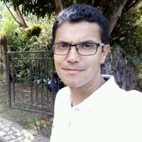 100+ perfiles de «Ed Caicedo»