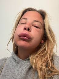 Clark's Bee Shack‎