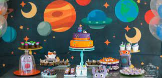 What a fun idea for a party for any age. Kara S Party Ideas Home Inspired Alien Birthday Party