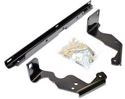 This 5th wheel rail kit includes two rails, four mounting brackets, and a complete installation hardware kit. Reese 50142 Quick Install Fifth Wheel Mounting Brackets For Dodge Ram