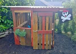 Kinderspielhaus Aus Paletten Kinderspielhaus Aus Paletten The Post Kinderspielhaus Aus Paletten Appeared Firs Garden Shed Diy Childrens Playhouse Play Houses