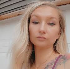 Samantha Matlock's Instagram, Twitter & Facebook