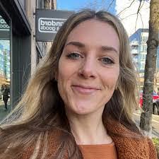 Carissa Snider's Instagram, Twitter & Facebook