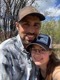 Emily Beagle's Instagram, Twitter & Facebook