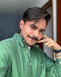 𝐎𝐦𝐚𝐫 𝐕𝐚𝐥𝐞𝐫𝐢𝐨 (@omvrv) • Threads, Say more