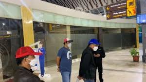 Gubernur sulawesi selatan (sulsel), syahrul yasin limpo, melakukan peninjauan ke pelabuhan perikanan nusantara (ppn) untia, kecamatan biringkanaya, kota makassar, selasa (17/1/2017). Iuearytf2yvtwm