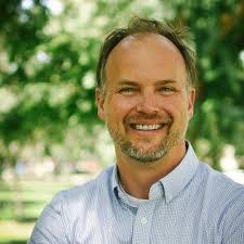 Aaron Doering's Instagram, Twitter & Facebook