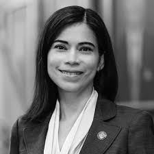 Esther Santana's Instagram, Twitter & Facebook