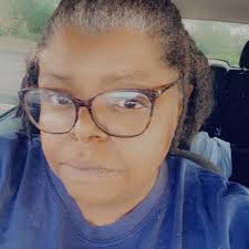 Flexible day shift job with early finish for school pickup