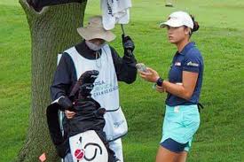 As an amateur, she was a dual medalist in the 2018 asian games, winning a bronze in the women's individual event, and a gold medal in the team event with yuka saso and lois kaye go. Golf Powerful Drives Conservative Play Lead To Laudable Lpga Debut For Pagdanganan Abs Cbn News