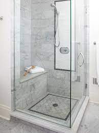 Shower tanpa pintu bisa menjadi fitur menonjol di kamar mandi kontemporer, jadi mainkan lebih banyak lagi dengan beberapa pilihan desain yang halus namun strategis. 60 Desain Kamar Mandi Shower Minimalis Tanpa Bathtub Desainrumahnya Com