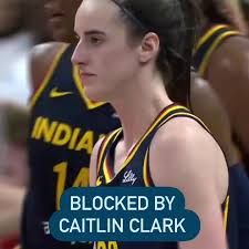 Mckenzie Holmes Blocks Caitlin Clark