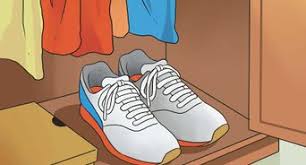 To buffer and balance the washing machine load, toss old fabrics or towels. 3 Ways To Clean White Vans Shoes Wikihow
