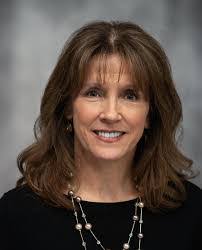 Carolyn Olsen's Instagram, Twitter & Facebook