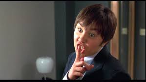 In a lame attempt to amuse older teens, she's the man manages to alienate the parents of the younger ones with tampon jokes. Ten Years Ago She S The Man 10 Years Ago Films In Retrospective