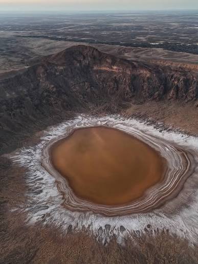 📍فوهة بركان الهتيمه 🌋 . #حائل #السعودية #الميني_كرفان #بركان