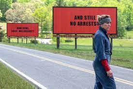 Nachdem ich bereits 7 psychos (2012) von martin mcdonagh gesehen hatte, waren meine erwartungen hinsichtlich „three billboards outside ebbing, missouri (2017) entsprechend hoch, und sie wurden dennoch insgesamt sogar übertroffen. Review Three Billboards Outside Ebbing Missouri Vox