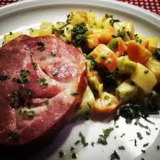 Kassler Mit Dreierlei Rubchen Gemuse Food Foodblog Foodporn Kassler Kasseler Navet Kohlrabi Mohren Ruben Einfache Gerichte Lebensmittel Essen