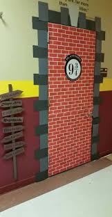 Classroom Door Decorations Harry Potter Hogwarts 20 Ideas Harry Potter Classroom Halloween Classroom Door Halloween Classroom