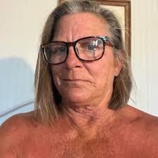 Should we move to Pueblo Blanco for ocean views?