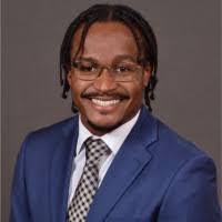 Laurel Hebert's Instagram, Twitter & Facebook