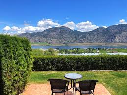 Low 16 except 20 near osoyoos. Shiraz Villa Osoyoos Updated 2021 Prices