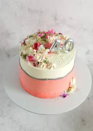 Edible flowers make elegant party fare or homemade food gifts. Natural And Edible Flowers Fault Line Cake Cake By Sara Cakesdecor