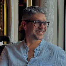 James Deakin (@thetitotoker)