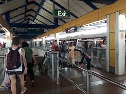 The accident was serious enough that 17 people were injured, and the singapore civil defence force (scdf) had to cut through the bus windscreen to rescue passengers. Bukit Batok Mrt Station Wikipedia