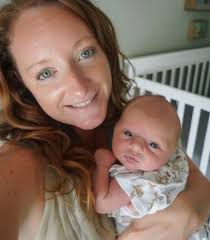 Husband demands wife quit job after baby arrives