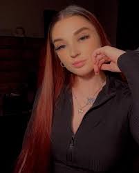 Madelyn Collins (@madelynrc_) • Instagram photos and videos