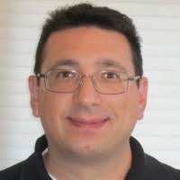 50+ perfiles de «Robert Ceh»