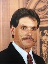 Chris Mack's Instagram, Twitter & Facebook