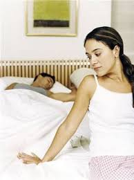 لماذا ينام الرجل بعد ممارسة العلاقة الحميمة دنيا الوطن