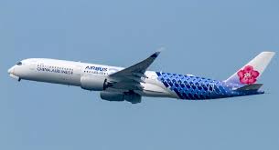 Four of the six people on board died in the crash. é£›æ©Ÿä¸Šç‚ºä»€éº¼æœƒæœ‰wi Fi é«˜ç©ºä¸­çš„ç„¡ç·šç¶²è·¯ä¾†æºä»‹ç´¹ è¡›æ˜Ÿ 150395 Cool3c