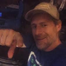 Josh Nye's Instagram, Twitter & Facebook