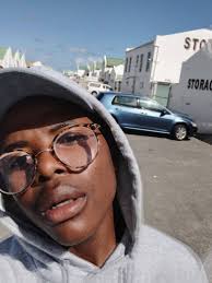 Hey where are the gay guys in Oudtshoorn?