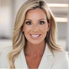 Carly Hackett's Instagram, Twitter & Facebook