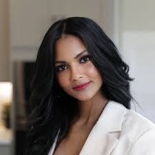 Maria Thigpen's Instagram, Twitter & Facebook